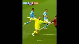 Donnarumma Debut City 🤯
