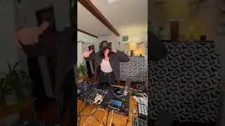#newmusicfriday #djset #halloweenlook #creepy