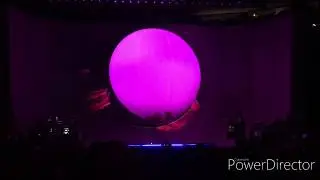 Ariana Grande - Close To You (Cover Interlude) Studio Version Sweetener World Tour