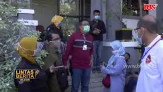Tolak PPDB Zonasi, Puluhan Orangtua Geruduk Balai Kota Surabaya