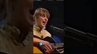 Молодая Мила Йовович исполняет песню в стиле Фиби из «Друзей»😀 🐈‍⬛