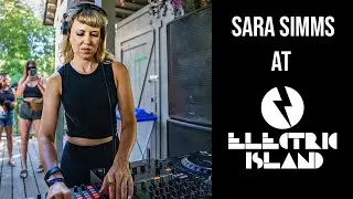 Sara Simms at Electric Island 2022