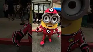 Wait until minion pose at the end #minions #despicableme #shorts #japan