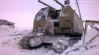 Гусеничный кран РДК-250 в вечной мерзлоте