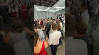 De unde sunt nuntașii? ❤️