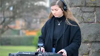 Largs Pencil Techno DJ Set: Neeva | Close Contact