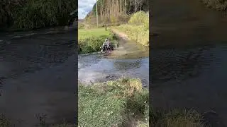 Эндурист всегда найдет где поковыряться