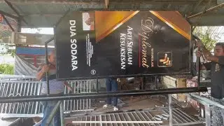 PASANG STICKER DI PERMUKAAN PLAT BESI - SHOPSIGN NAMA TOKO