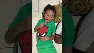 adik juniko tidur minta permen
