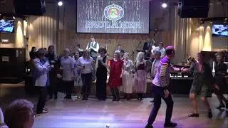 L-O-V-E Исполнение песни студентами Rock Your English