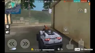 Школьник учит тащить в Free Fire