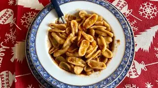 Pasta Grannies celebrate Christmas with an 8 shape pasta called corzetti