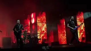 MUSE - Uprising Matt Belamy's solo