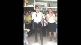299 sayli mekteb. Son zeng 2016. Meyxana. Anar Badalov.
Anar gelib meydana son zeng gunu