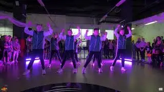 SHOWCASE 2