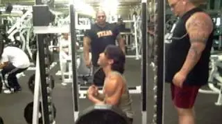 Pura Nutrition - Logans Fury Berzerker squats 225lbs