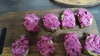 Вкусная закуска с красным буряком под водочку