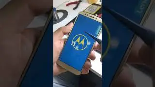 Motorola travando na logo? não é software? não é botão Power, solução! #motorola #celulares