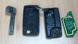 Peugeot and Citroen Flip Keys - Choose Correct Case