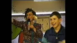 1994 год. Нижневартовск. Тусовка (КВН) Первое апреля в Доме Пионеров .