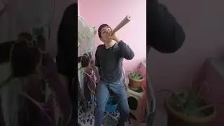 uşşak makamı öğle ezanı okuyan Yasin Mert kurşun