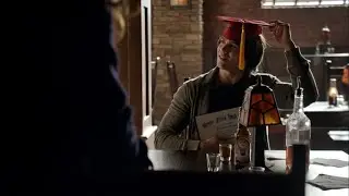 TVD 6x14 - Jeremy graduates and Damon gives him a present. 