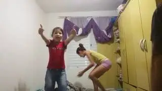 Dançando baby Shark