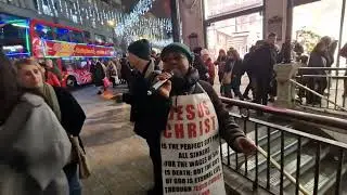 Message to Sale Shoppers at Christmas Time