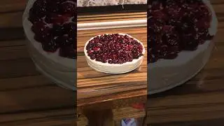 Творожник с вишней и шоколадом без выпечки!