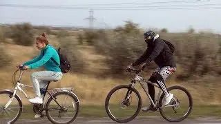 Эй, вы видали, как мы крутим педали...