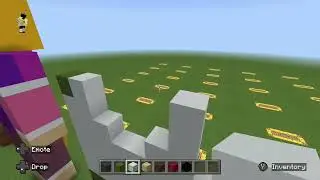 Rebecca Chambers (Statue) [Resident Evil] 1/2 (Minecraft)