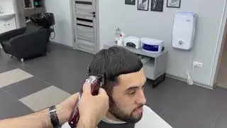 Мужская стрижка 2022 года.