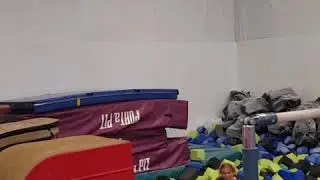 Audrey & Ashley Flipping Some New Vaults!