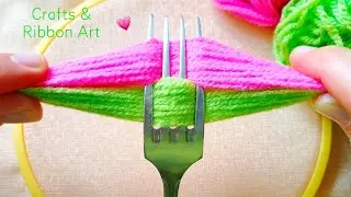 It's so Cute 🌺🌟 Super Easy Pom Pom Flower Craft Idea with Fork - DIY Amazing Woolen Flowers