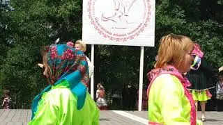 Красивый марийский танец.