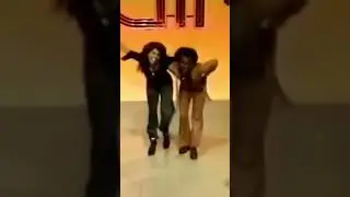 Comment if you think they should bring back this show 📺🪩 #soultrain #70s #danceline #music