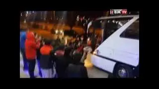 BEŞİKTAŞ TARAFTARI UŞAK'TA TAKIMINI YALNIZ BIRAKMADI