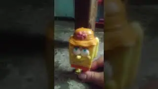 El Minion se pelea con Bob Esponja se van al Hospital