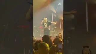 Reneé Rapp qui reprend Daddy Lesson de 