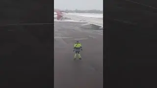 Выруливаем на взлётную полосу