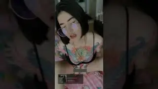 VIDIO STORY WA CEWEK CANTIK SEXSI