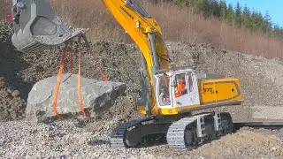 Liebherr R970 IN ACTION - The Most POWERFUL Hydraulic Machine!