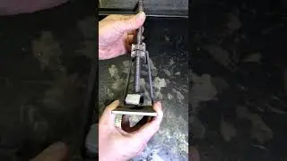 Brillante tornillo de banco #diy #tools #herramienta
