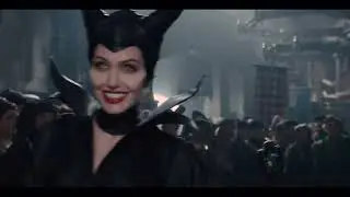 MALEFICENT!! What an Awkward Situation