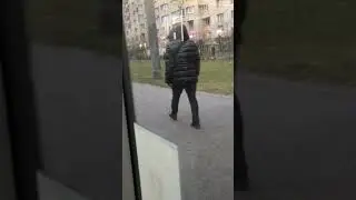 Поезда на автобусе 171 до остановки ст.метро пионерская.