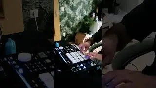 ⚡ Zone ⚡#beats #mpc #fingerdrumming #music