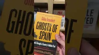 7 Books to Discover Barcelona 📚