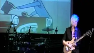 Jennifer Batten at the Sound Garden Studio, Bend