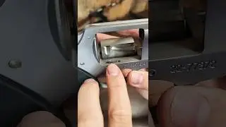 В какую сторону вращается барабан у револьвера?