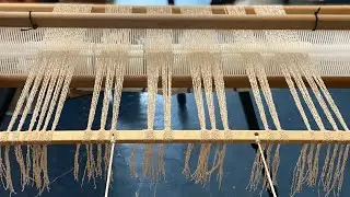 쉽고 간단한 날실 고정하기 매듭. Weaving setting complete. Warping done on the rigid heddle loom.